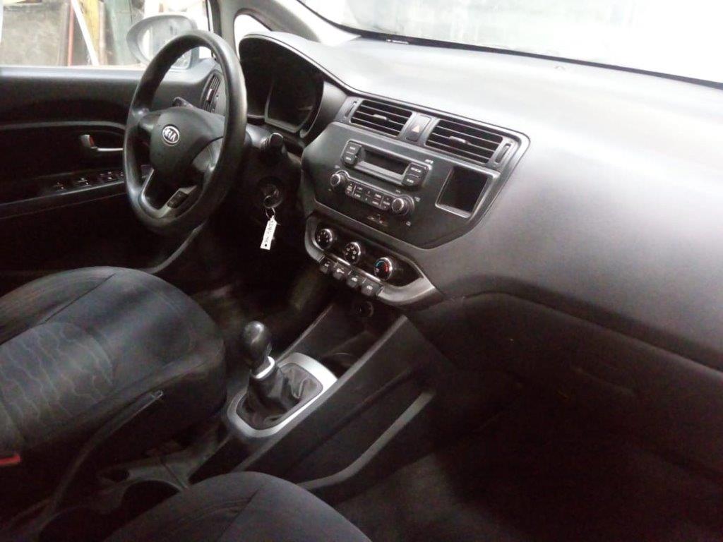 Kia RIO 2012    EN DESARME